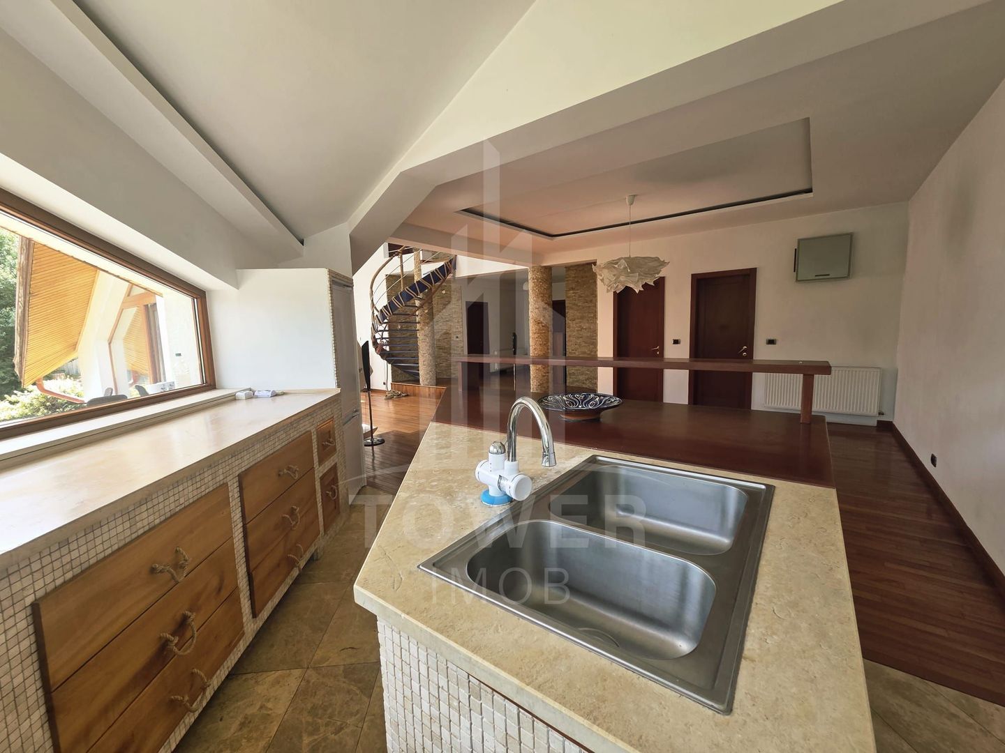 Casă individuală de închiriat - Poză 10