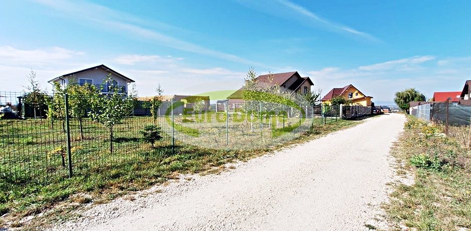 Gradina de 627mp cu utilitati, la intrare in Bod dinspre Sanpetru, 37500 euro - Poză 9