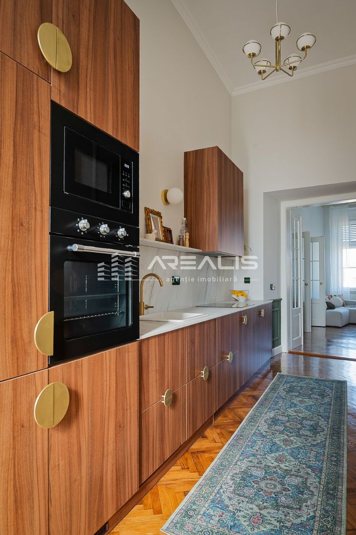 VÂNDUT!!! Apartament splendid in centrul Aradului - Poză 5