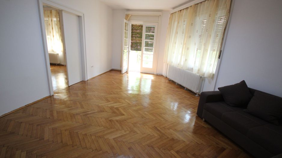 Spatios si renovat - Poză 6