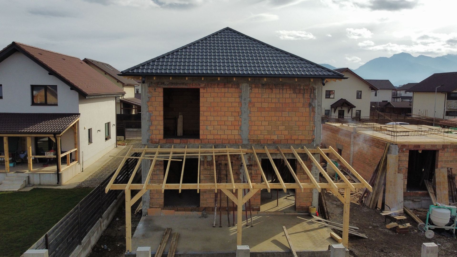 Casă de vanzare Cartier Izvorv - Poză 3