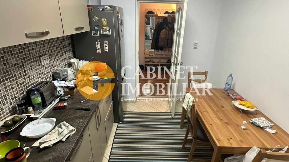 GARĂ - ARCU - 3 CAMERE DECOMANDAT - ETAJ INTERMEDIAR - Poză 5