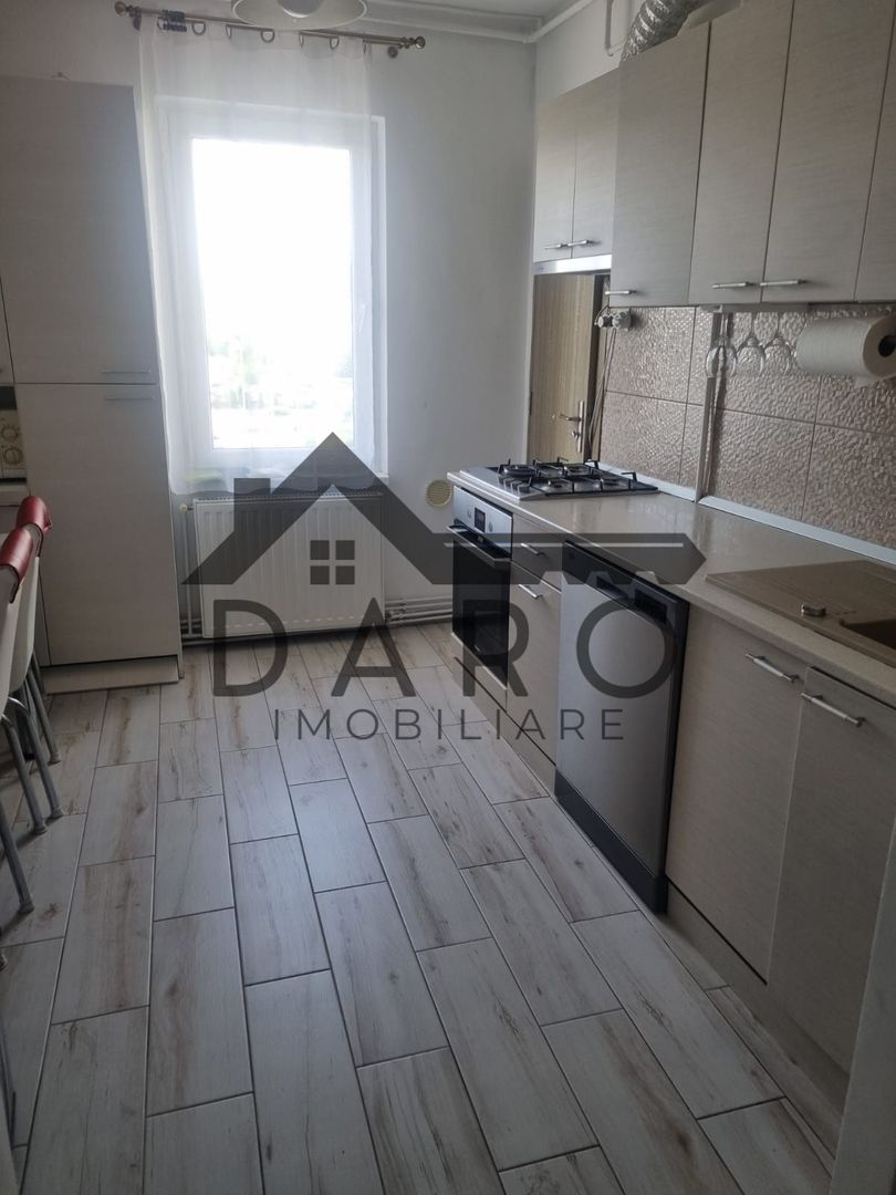Apartament cu 3 camere, Unirii, Tg Mures - Poză 3