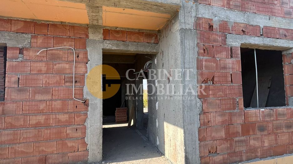 Vila 5 Camere 415 MP TEREN PLATOU BELDIMAN - Poză 6