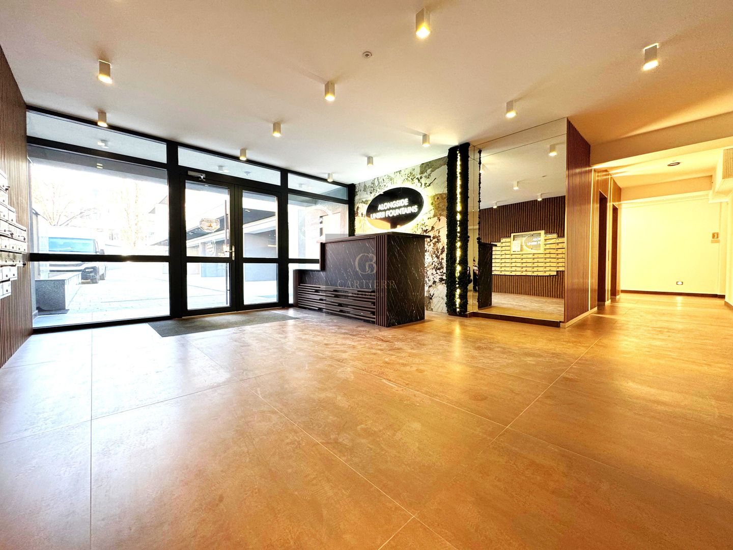 2 CAMERE + TERASĂ LA ETAJ | PALATUL PARLAMENTULUI | COMISION 0 - Poză 14