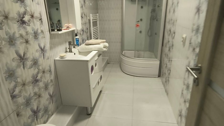 Camil Ressu- Ramnicu Sarat-adiacent- Fizicienilor curte+piscina - Poză 11