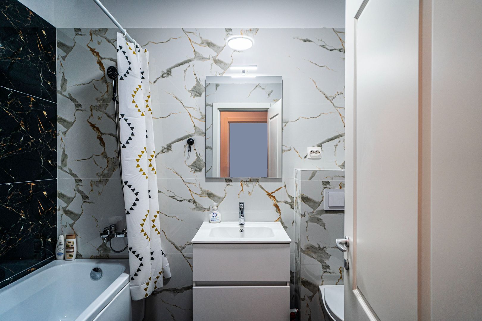 Prima inchiriere 2 Camere, decomandat, etaj 4, 6 minute METROU Preciziei - Poză 11
