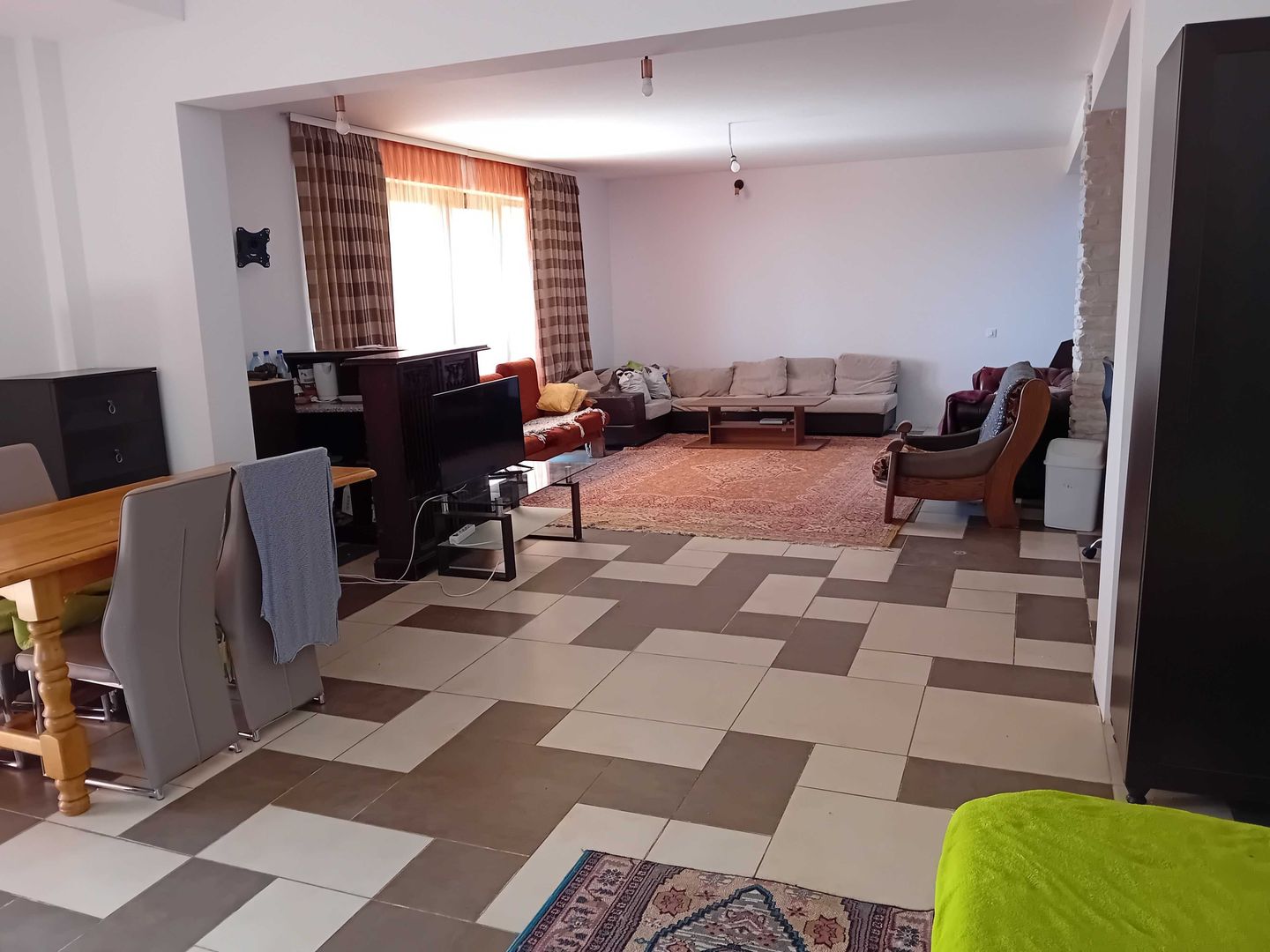 Apartament la parterul unei vile | 70 mp | 2 parcari | Iris - Poză 4