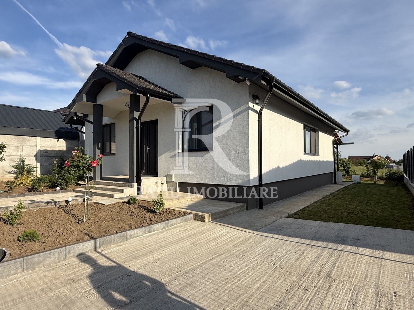 Casa cu 4 camere de vânzare | Oncea | Oradea - Poză 1