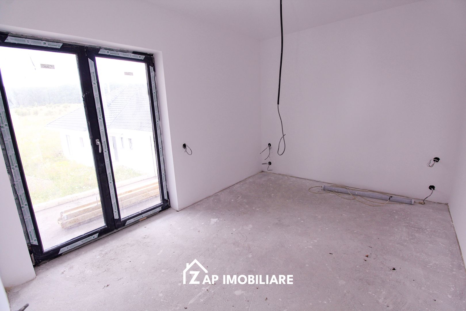 Corunca - Casă Individuală P+1 - 5 Camere (4 Dormitoare) - Teren 490 mp - Semifi - Poză 11