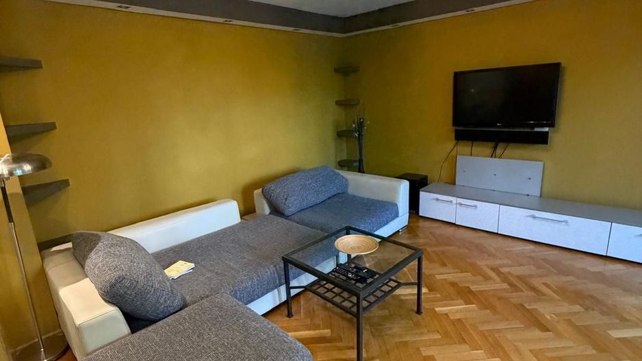 Girocului-Lidia | 3 Camere | Etaj 1 | Centrala proprie | Boxa - Poză 2