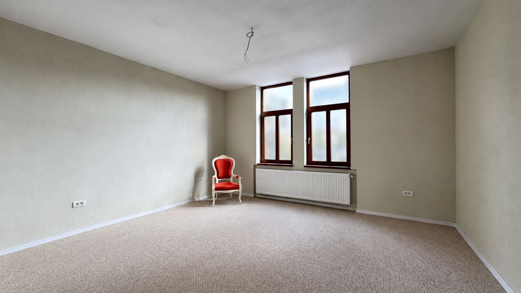 Apartament 3CAM DECOMANDATE 84MP ETAJ 1 - PIATA MIHAI VITEAZU - Poză 2