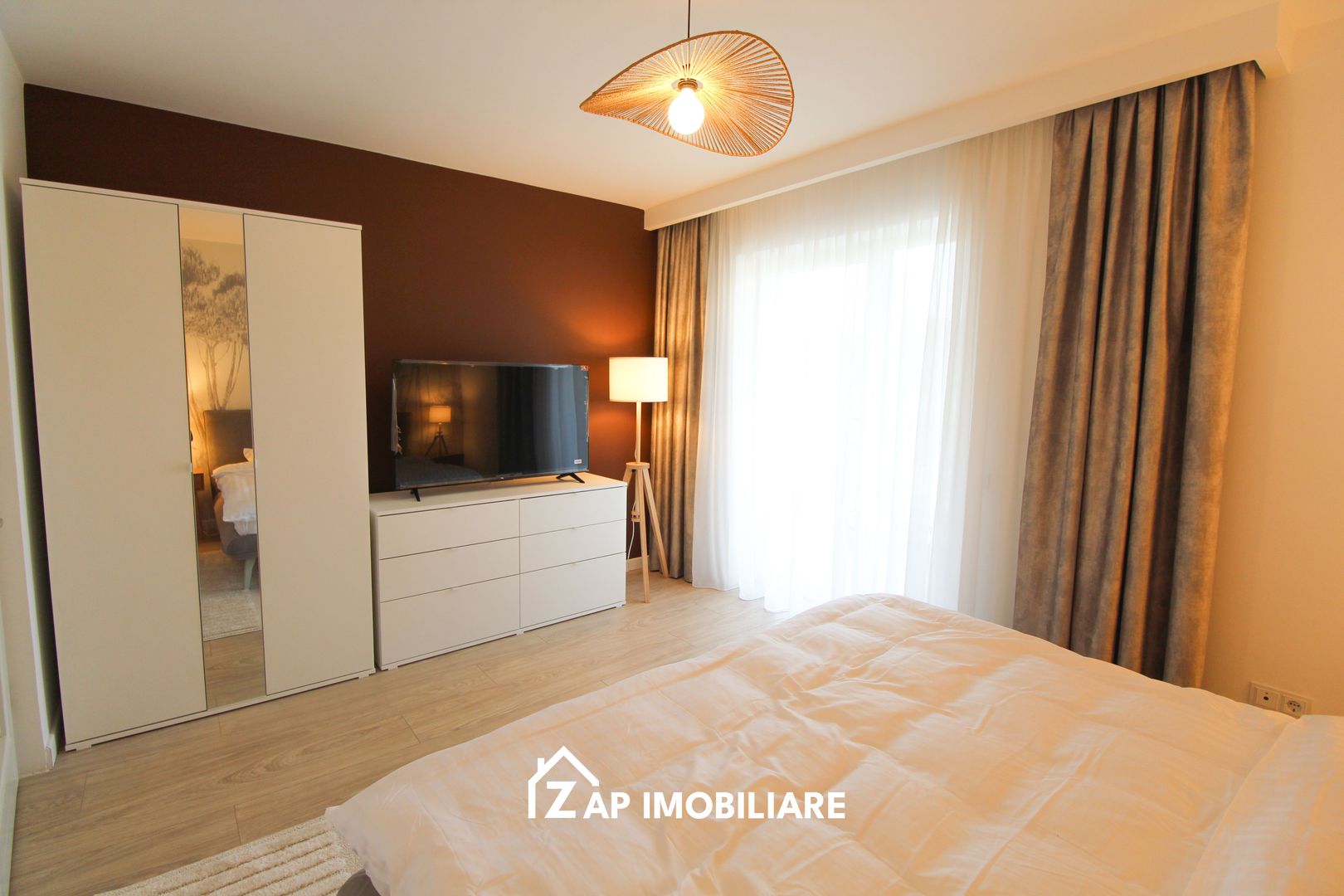 Ama Residence - Unirii  - Prima Închiriere - 2 Camere Lux + Parcare + AC - Poză 4
