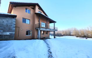 De vanzare casa 6 camere 8142 mp teren in Oarda de Sus