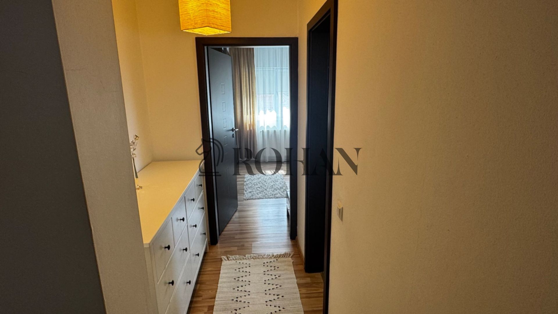 Apartament modern 2 camere - Centru Alba Iulia - Parcare - Balcon - Poză 14