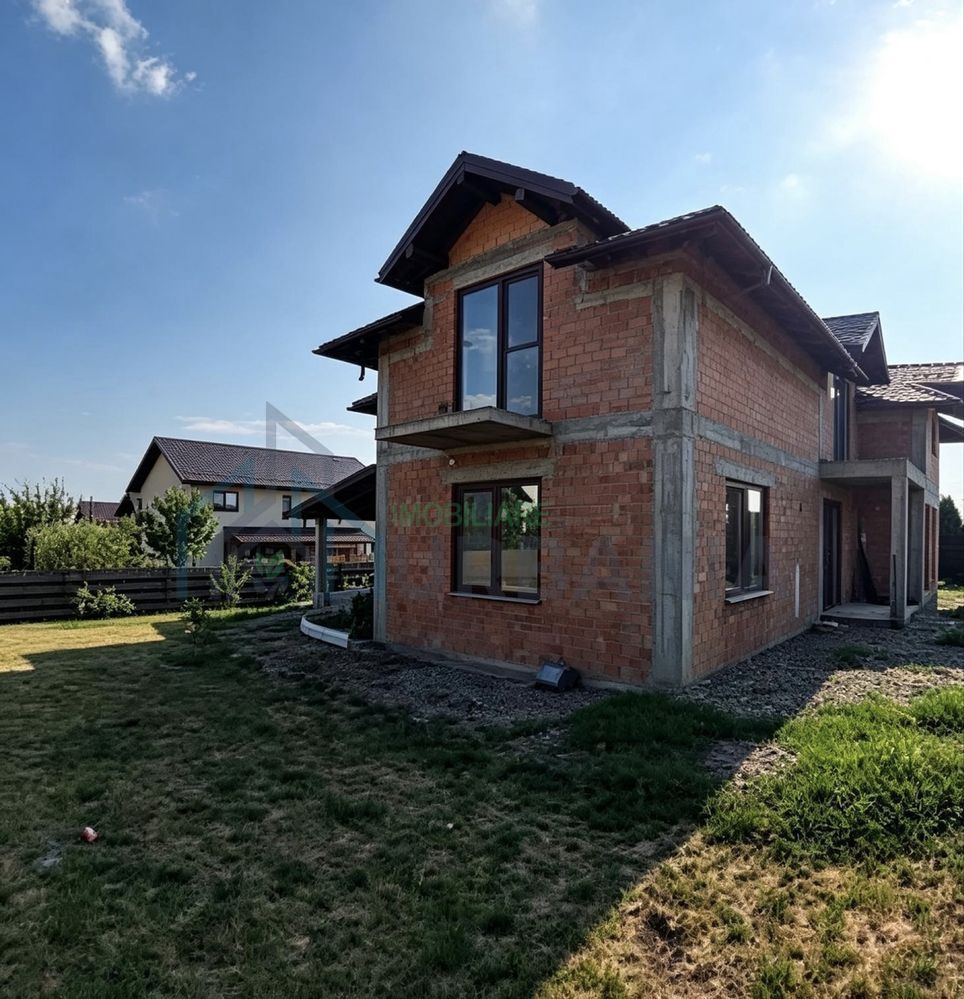 Casă individuală P+1, Valea Lupului – 172 mp, teren 500 mp, garaj inclus - Poză 1
