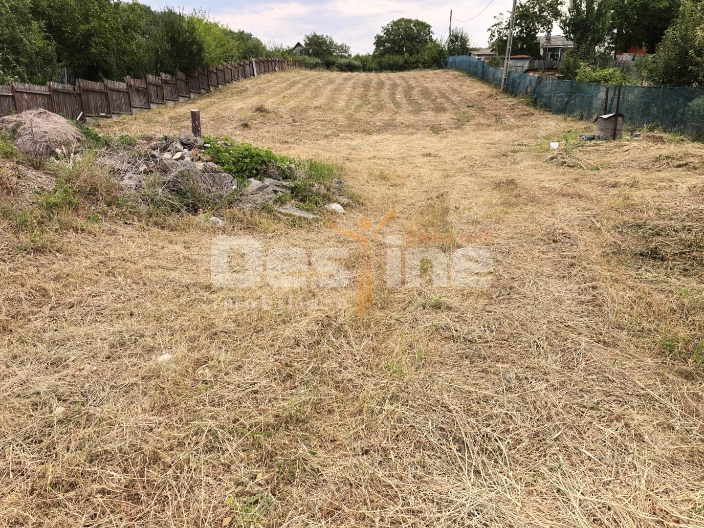 Teren 3.000 mp, cu autorizație și utilități - Poză 4