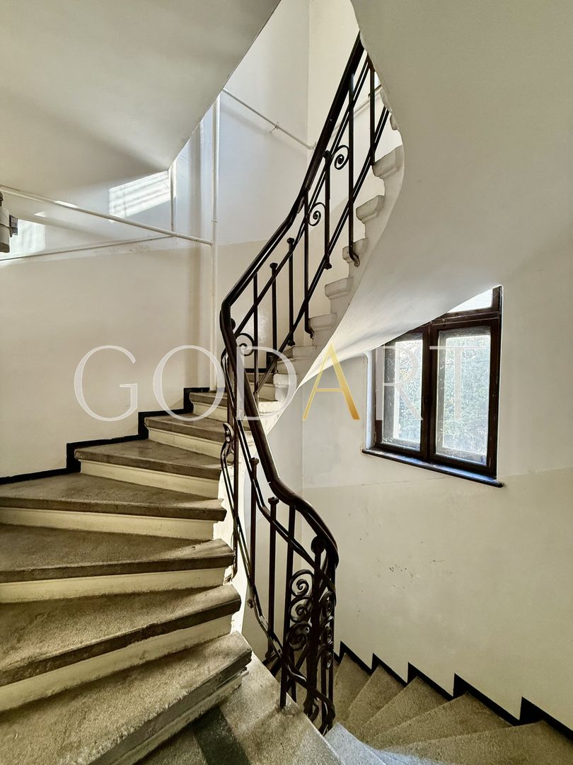 Apartament in vila | Ultracentral | 2 intrări | Garaj 30 mp | Renovat - Poză 19