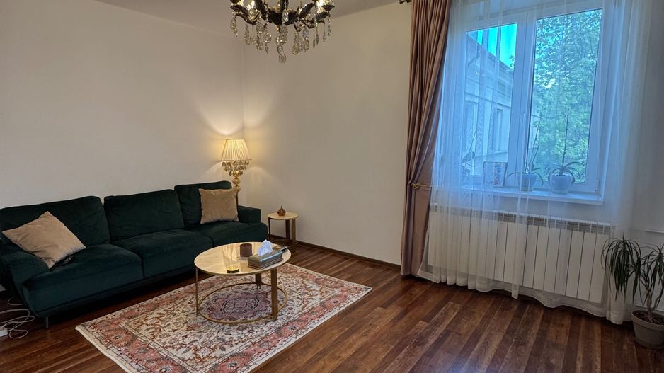 70mp // Vatra Luminoas // Renovat - Poză 1