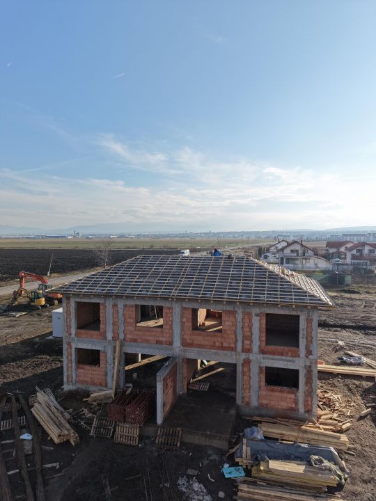 Casa tip duplex 5 camere, 215 mp gradina - Sura Mica - Poză 4