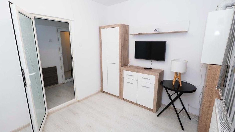 Garsoniera renovata - Micro 19 ,parter,renovata - Poză 1