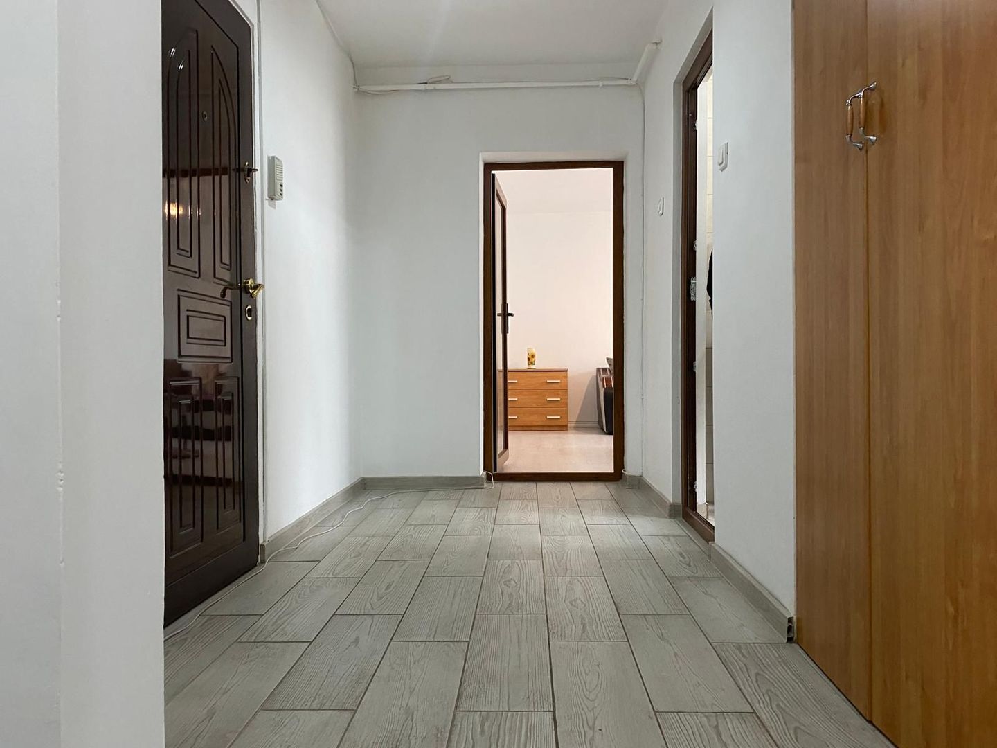 Inchiriere apartament cu 2 camere - Calea Bucuresti, Targoviste - Poză 8