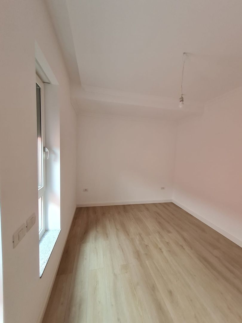 Proiect deosebit la 5 minute de Iulius Town - Poză 5