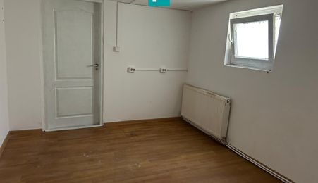 Spațiu depozitare, 25 mp, Complexul Studențesc