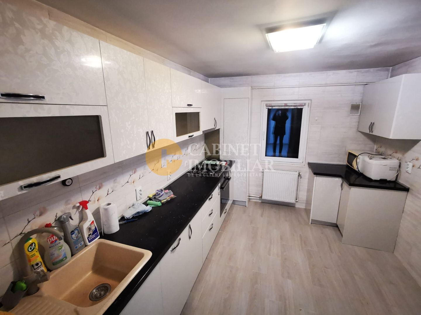 4 camere decomandat - 80mp – Frumoasa, Iași – parter bulevard - Poză 1