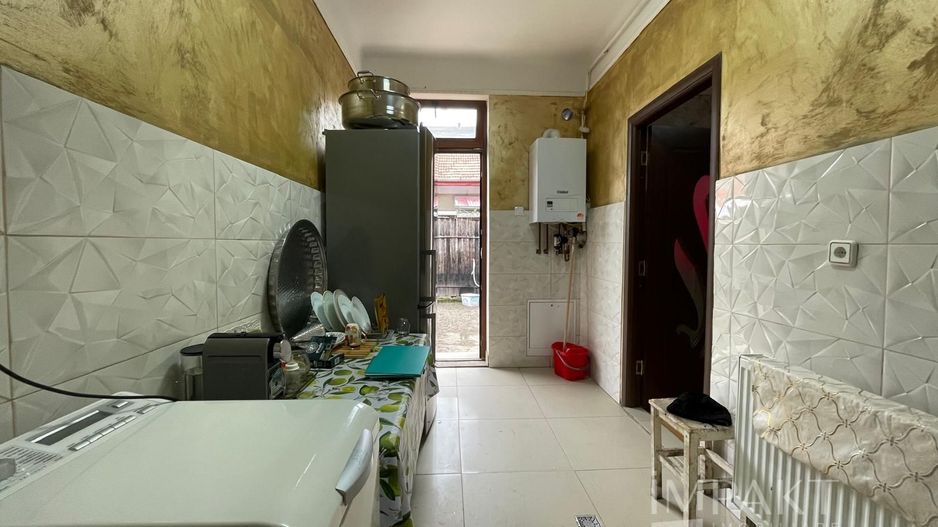 Casa Semicentrala cu Posibilitate de Mansardare! - Poză 7