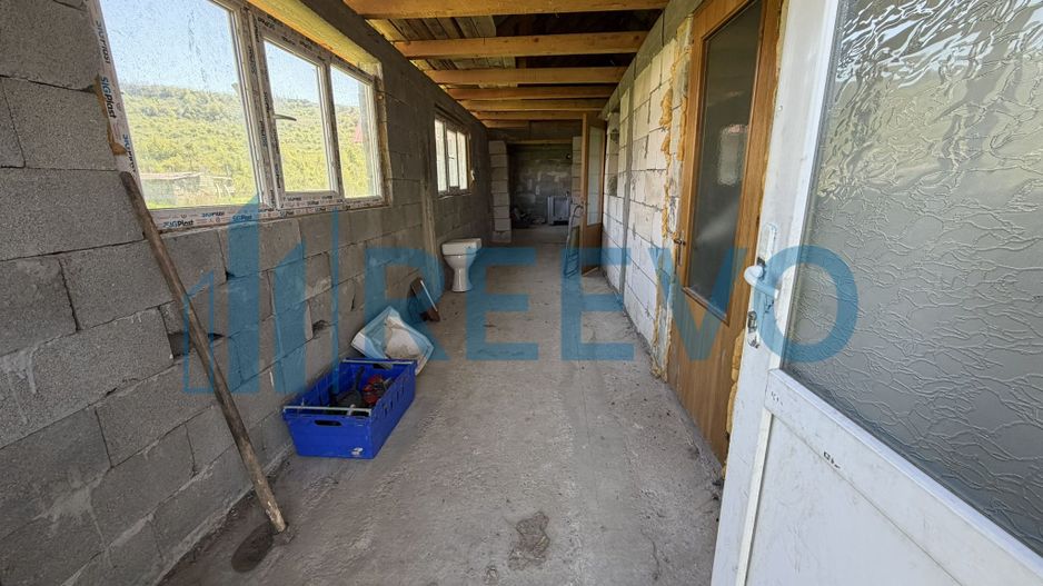 Casă Sat. Drăgești, Comuna Dămienști - Poză 8