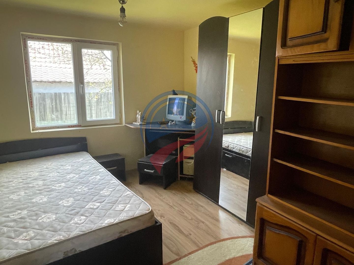 Casa in Predesti - Poză 4