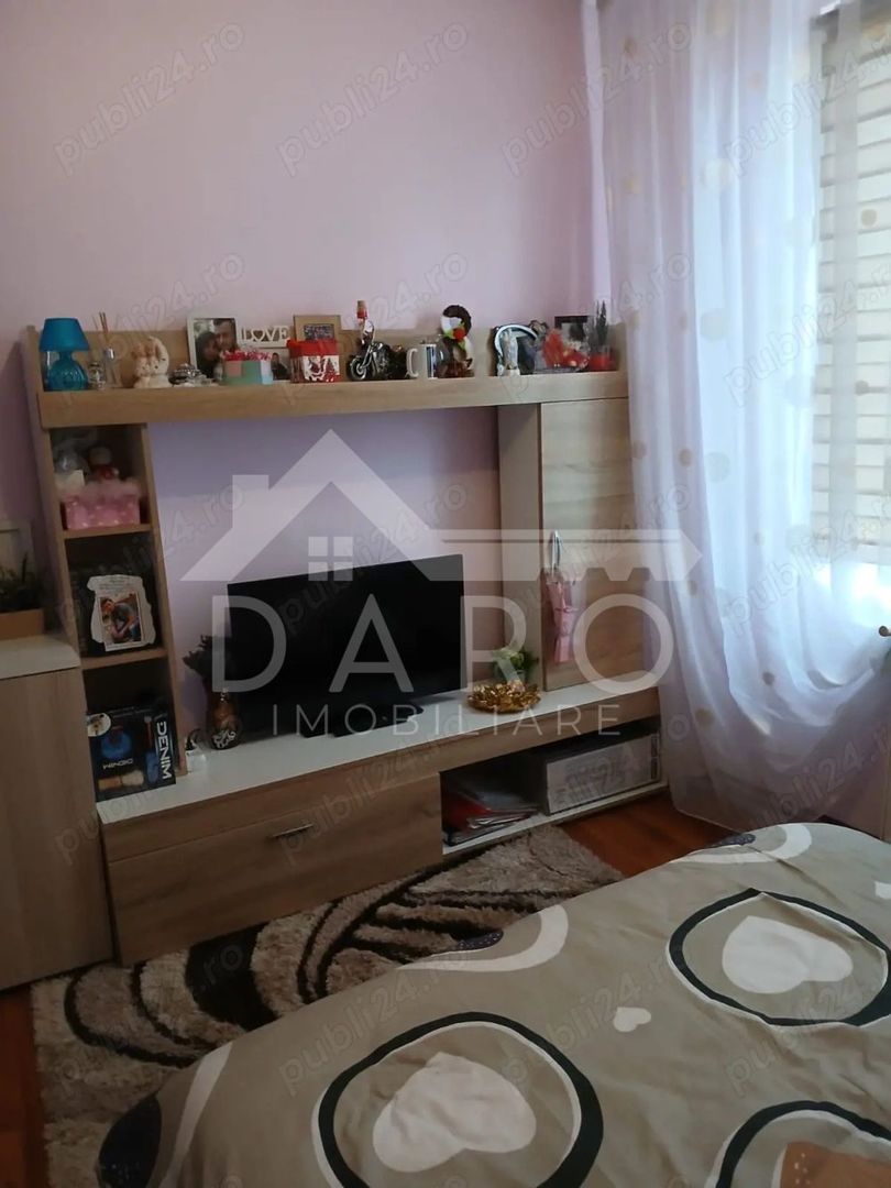 Vând apartament 2 camere Târnăveni - Poză 1