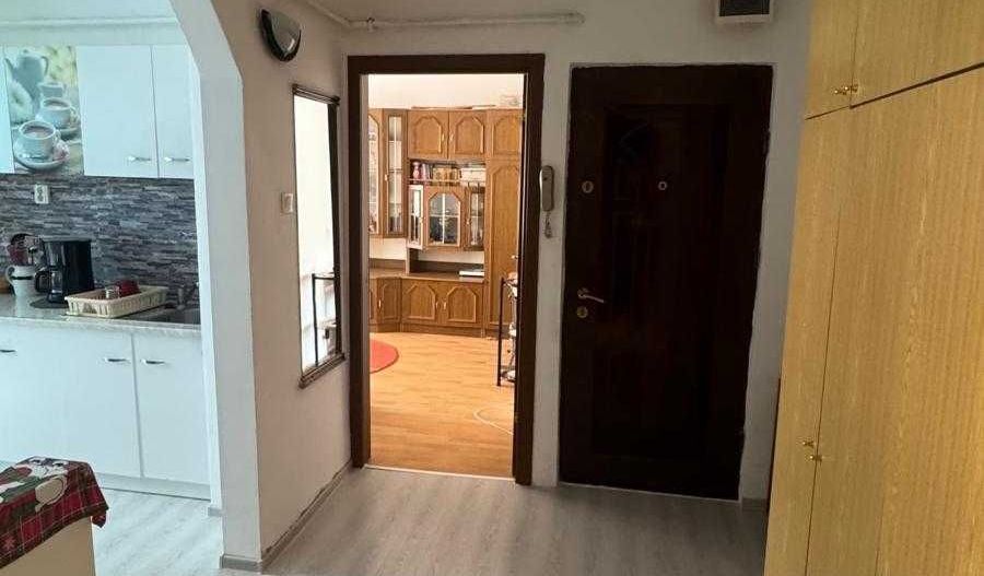 Soarelui | 2 Camere | Decomandat | Centrala proprie - Poză 1