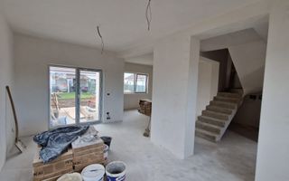 Duplex cu 4 camere in Bucovat - Poză 1