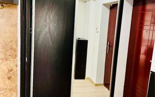 Apartament 2 camere cu vedere spre pădure și parcare inclusă. - Poză 2