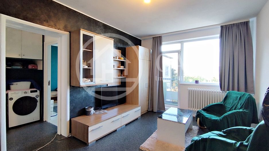 Apartament cu 2 camere de vanzare in zona Rogerius, Oradea - Poză 3