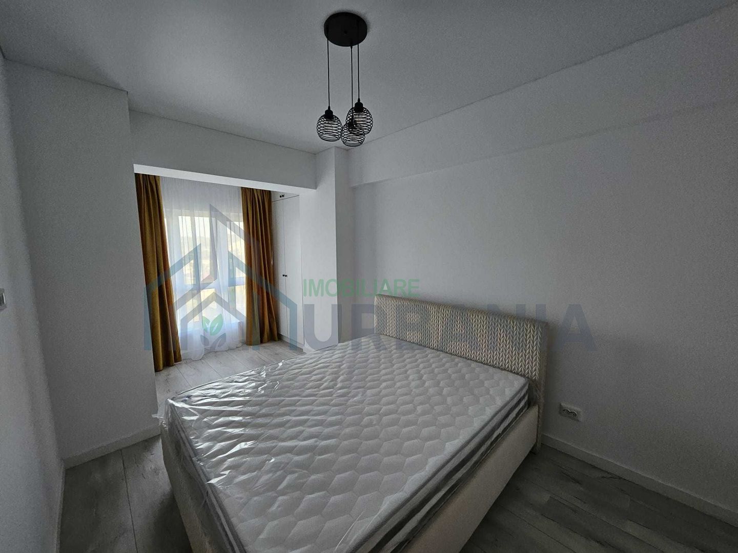 Apartament cu 2 camere de vânzare în Complexul Solumnia, zona Aurel Vlaicu, Iași - Poză 4