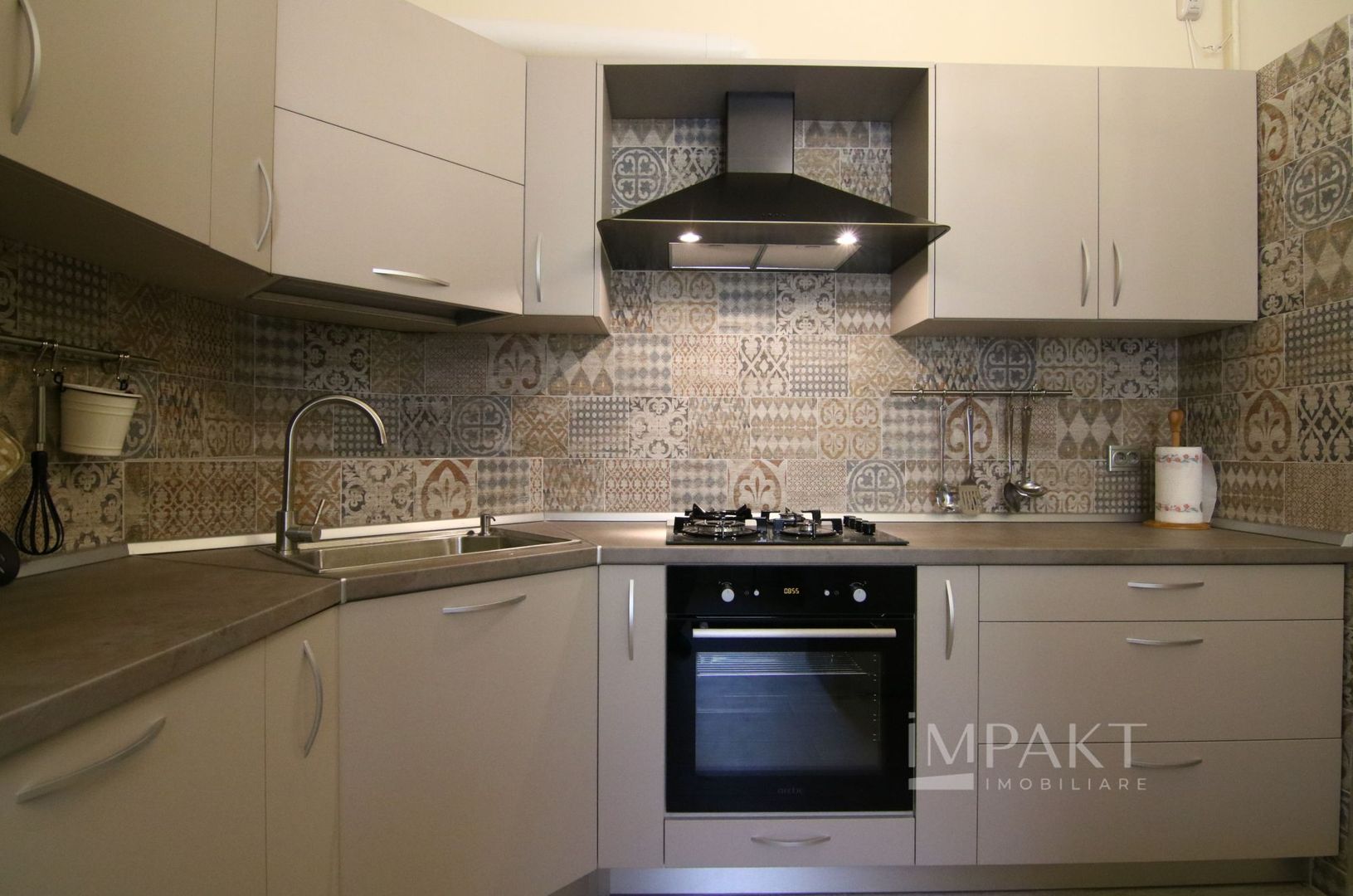 Apartament 4 camere, lux, zona Centrala! - Poză 29