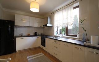 Duplex in stil scandinav, mobila de calitate, gradina si garaj. - Poză 22