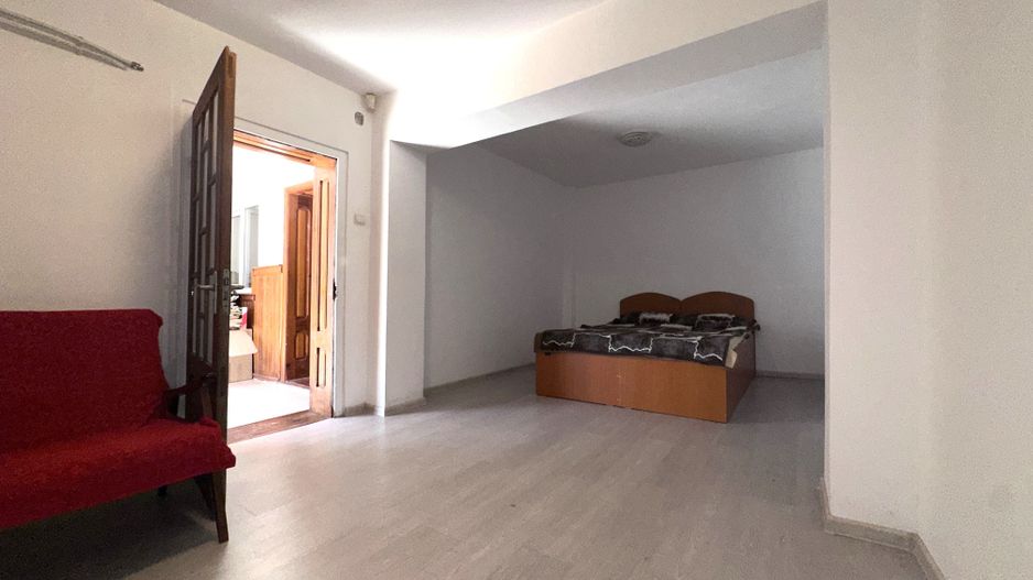 Vanzare casă P+1E cu garaj, beci și 653 mp teren-Valea Voievozilor - Poză 7