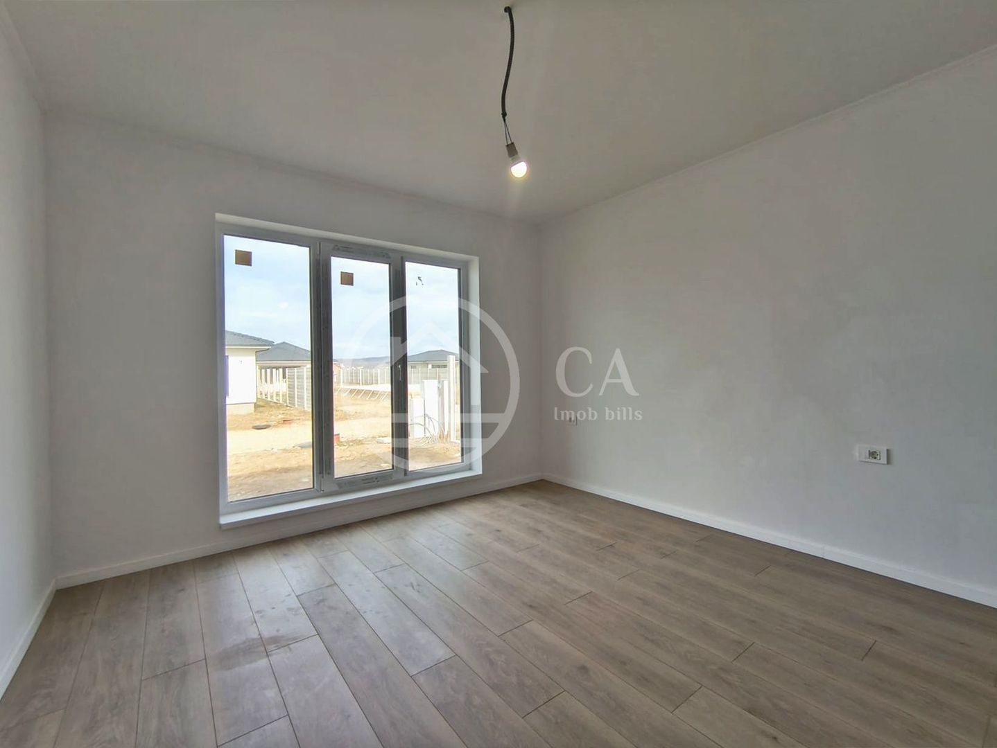 Casa de inchiriat cu 4 camere in Cheriu, Bihor - Poză 15