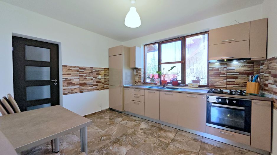 Vila individuala cu teren de 1000mp in Comuna Berceni - Poză 4