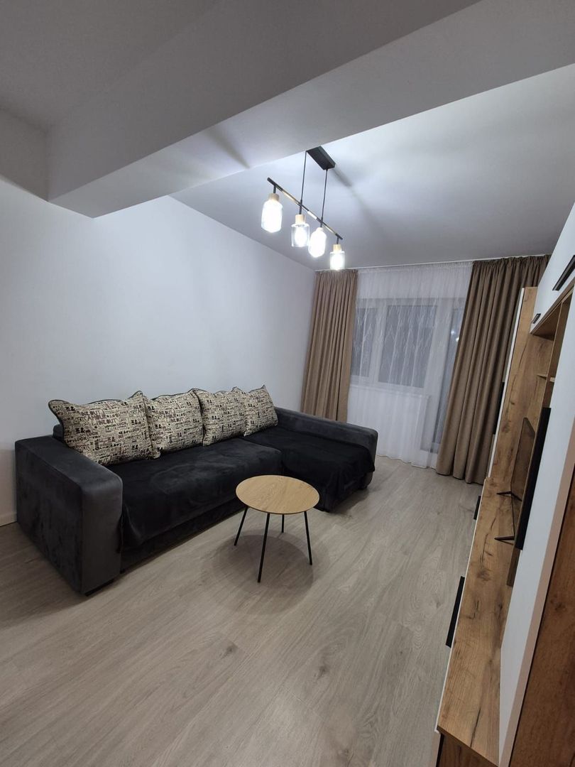 Închiriere Apartament cu 2 camere bloc nou, parcare inclusă - Poză 2