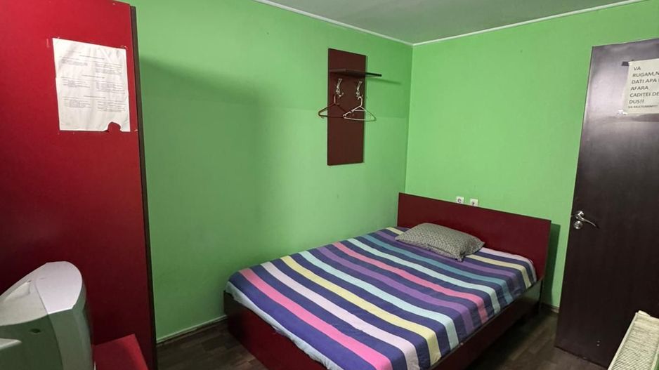 Hotel de inchiriat, 25 camere, 25 bai, receptie,T719 - Poză 2