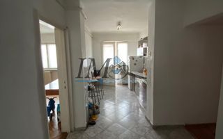 Apartament cu 4 camere de vanzare in zona Closca in Alba Iulia - Poză 2