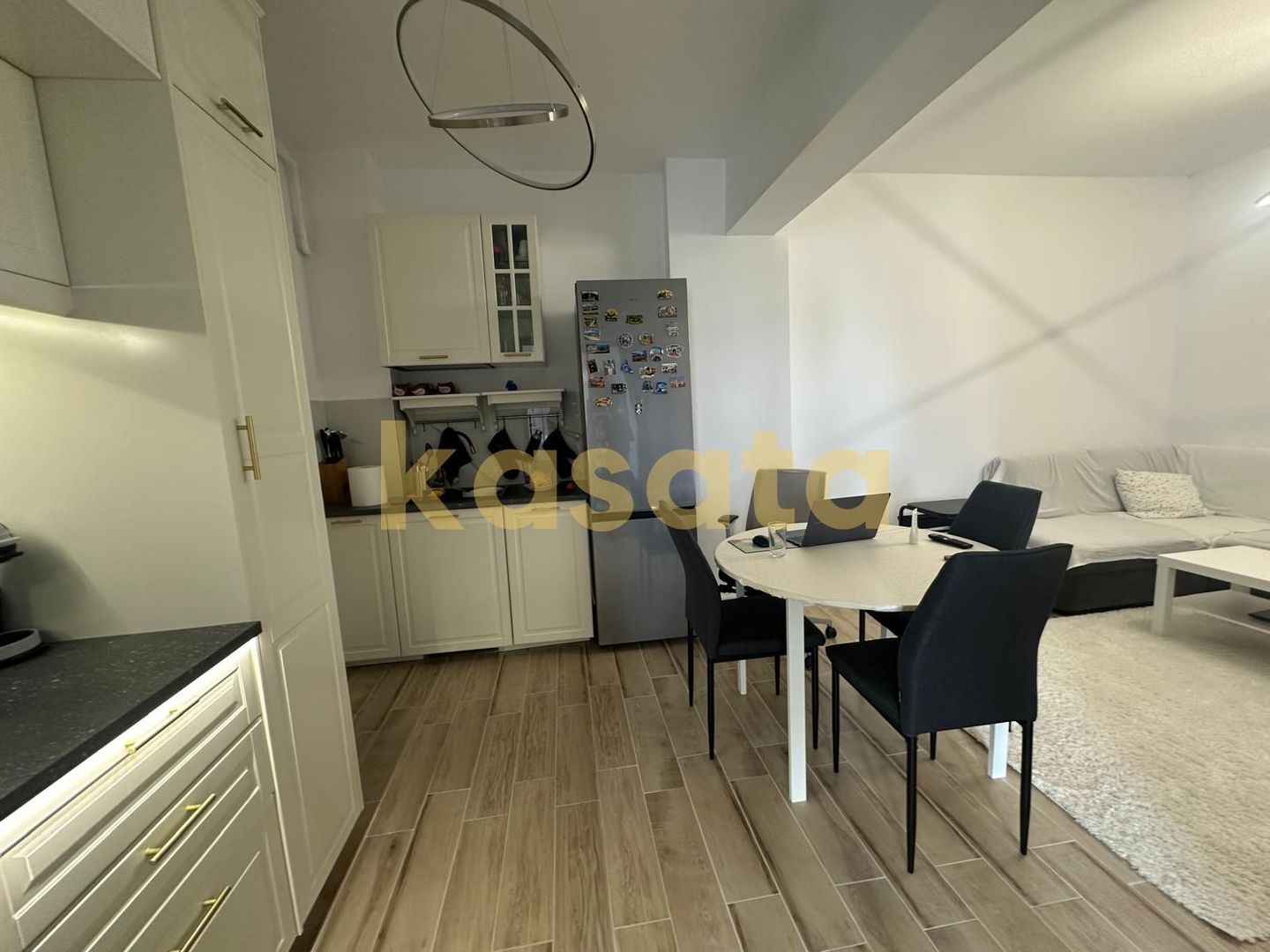 3 camere | Metrou 7 minute / loc parcare inclus - Poză 9