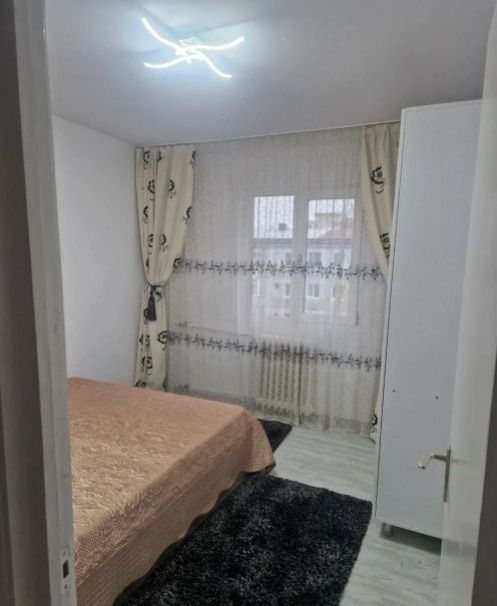 Inchiriez apartament 3 camere - Poză 4