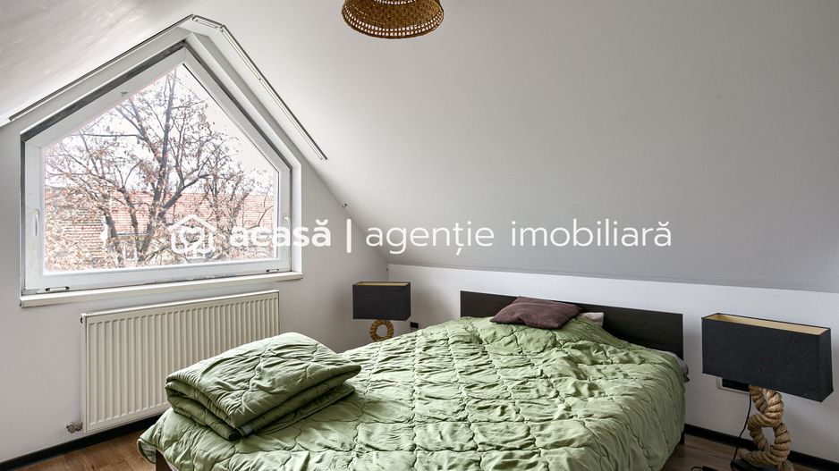 PROPRIETATE VÂNDUTĂ Apartament tip Penthouse în spate la Ziridava - Poză 3