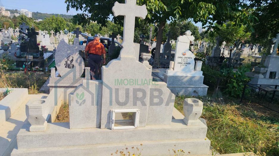 Criptă cu 4 locuri în Cimitirul Buna Vestire, Iași - Poză 3
